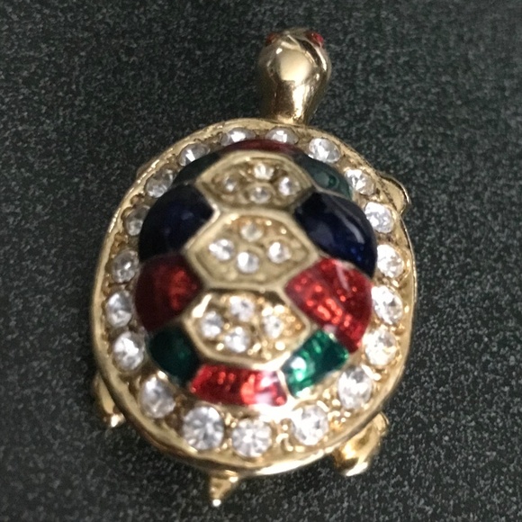 Turtle Gold Tone Brooch With Multi Color Stones Shell and White Rhinestones - Picture 5 of 6